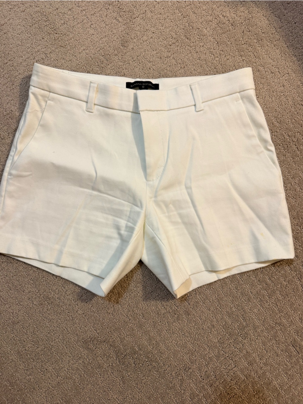 Banana Republic Egg White Tailored Women's Shorts